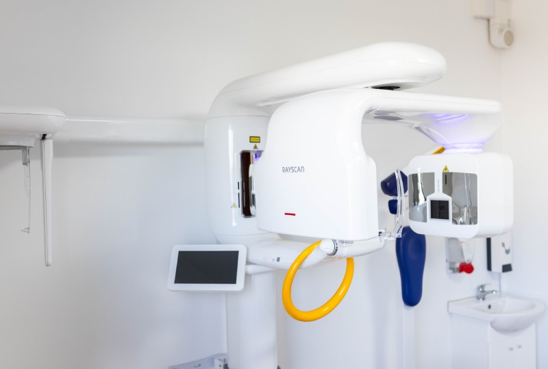 Tomograf RAYSCAN w pracowni ESDENT Poznań Obornicka