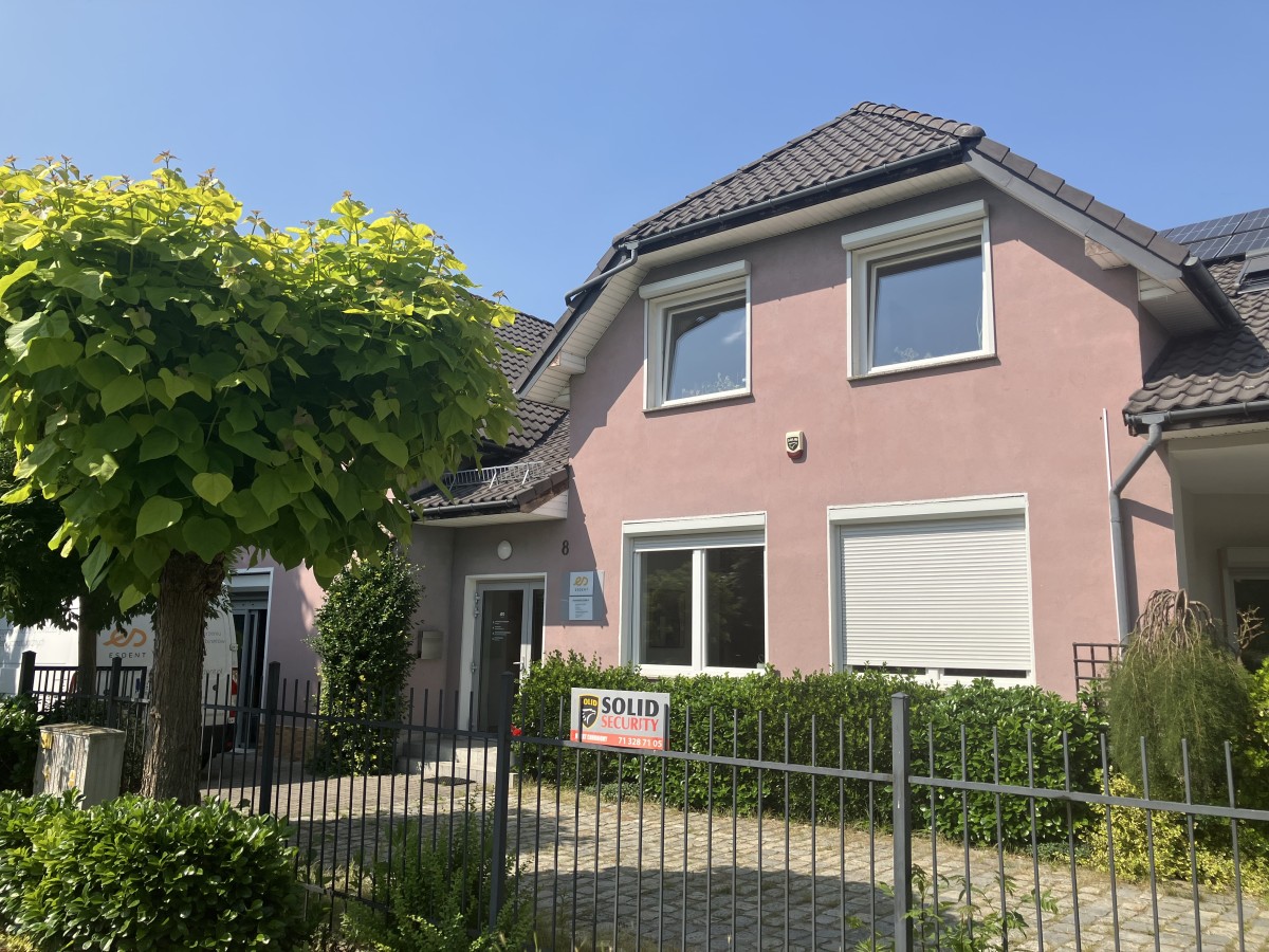 Placówka ESDENT Wrocław - wejście